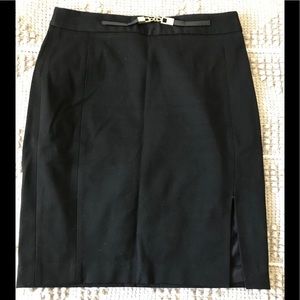 Black Express Pencil Skirt Sz 8 Gold Chain & Slit